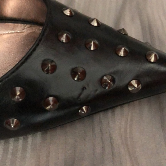 Brand New! Silver Grommet Black Heels - Picture 8 of 8